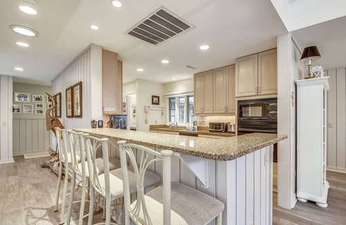 Oceanside House | Charming Sea Pines Retreat – 4th Row from the Beach with EV Charger