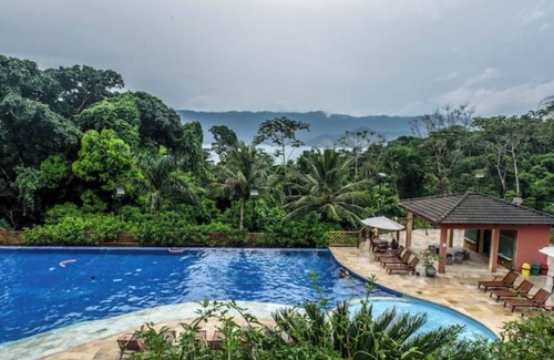 Ilhabela House | Charming sea view apartment in luxury condonn