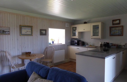 Anstruther Cottage | Charming seaside cottage near Crail with spectacular views
