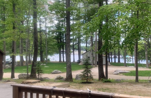 Windham Cabin | Charming Sebago Lake 3-bedroom cabin with lake access, WiFi and AC in Windham