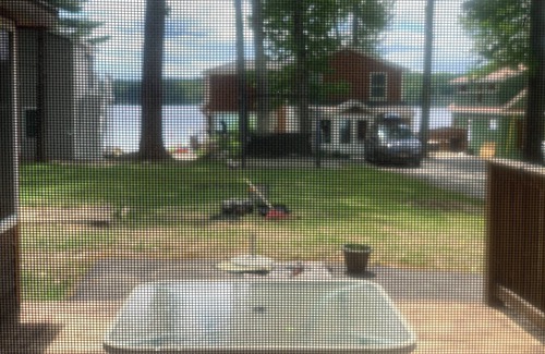 Windham Cabin | Charming Sebago Lake 3-bedroom cabin with lake access, WiFi and AC in Windham
