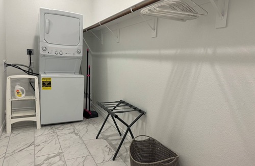 Henderson House | Charming Secluded Guest Suite in Henderson