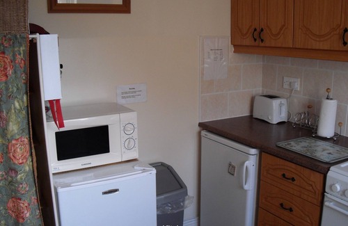 Wexford Apartment | Charming, Secluded, 2 Bed-Roomed Apartment In the Heart of Wexford Town