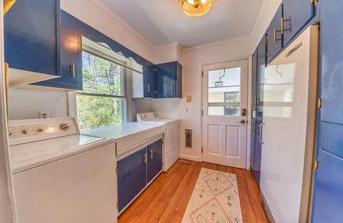 Weems House | Charming secluded waterfront retreat close to Tides Inn
