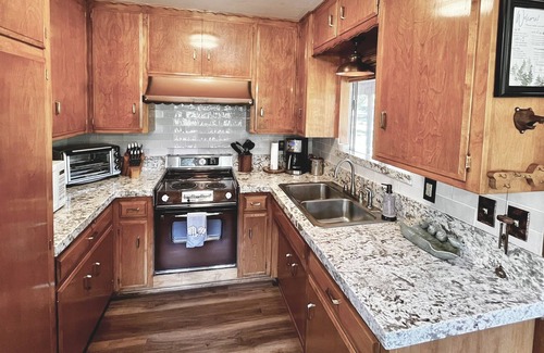 Posey Cabin | Charming Sequoia National Forest Cabin with Breathtaking Views