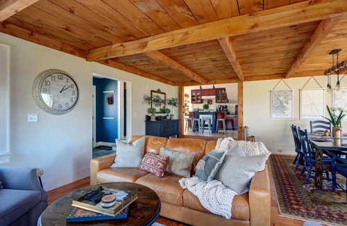 Skaneateles House | Charming Skaneateles Getaway