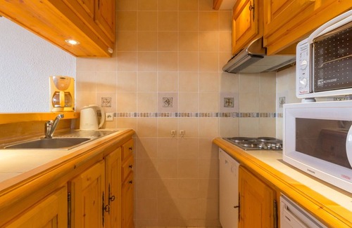 Arc-1800 Apartment | Charming Ski-In/Ski-Out Apt · 2 Rooms · Balcony · WIFI · Valley & Mountain Views