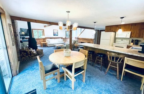 Intervale House | Charming Skyline House-Cranmore,N. Conway,Attitash