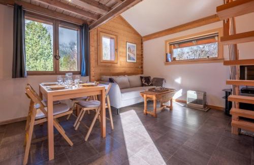 Les Bossons Ski Chalet | Charming small chalet with Aiguille du Midi view
