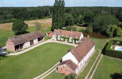 Lassay-sur-Croisne House | Charming Solognot estate with private swimming pool. Pleine nature