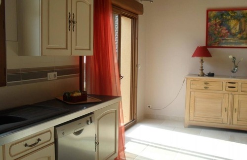 Chaon Cottage | Charming Sologne Retreat: Spacious, Comfortably Decorated, with Terrace and Beautiful Garden