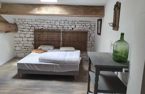 Xanton Cottage | Charming South Vendée house with heated swimming pool