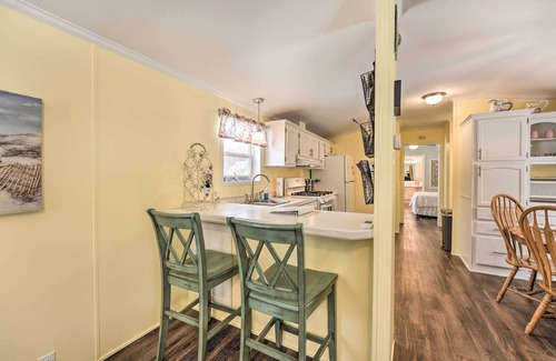 South Haven House | Charming South Haven Home - Great Location!
