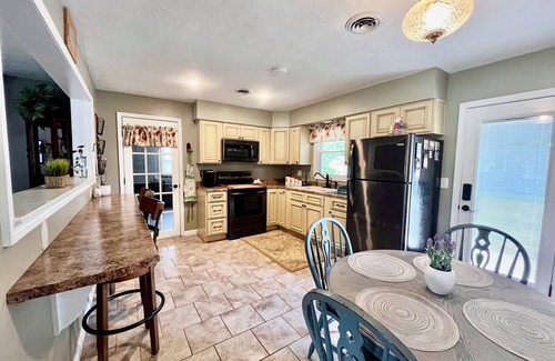 Campbellsville House | Charming Southern Home