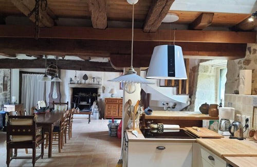 Berric House | Charming spacious 150 m² old house in Berric