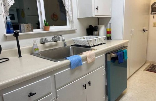 Campbell House | Charming, Spacious 3 BR house in the heart of South Bay, Shops, Santa Cruz beach