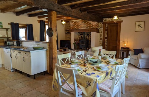 Massignac Cottage | Charming, Spacious Home with Garden, WiFi, and Modern Amenities, Near Domaine des Étangs