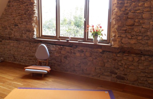Jurancon House | Charming stone and timber barn in the foothills of the Pyrenees (Pau 10 minutes)