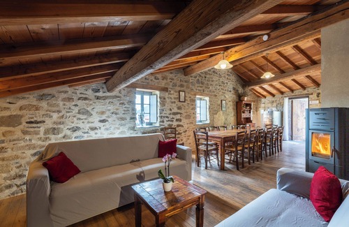 Mendatica House | Charming stone and wood vacation home in Liguria - natural idyll near Imperia