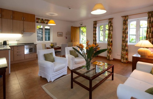 Sao Martinho Cottage | Charming stone cottage in Funchal | Casa Vinhas