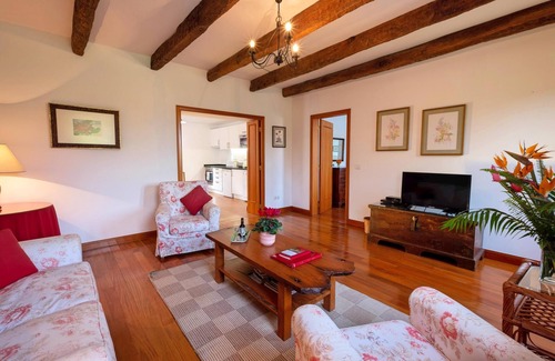 Sao Martinho Cottage | Charming stone cottage in Funchal | Loja Lenha
