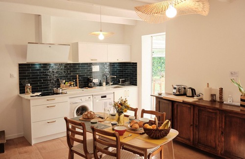 Plouguerneau House | Charming stone house with garden in Lilia