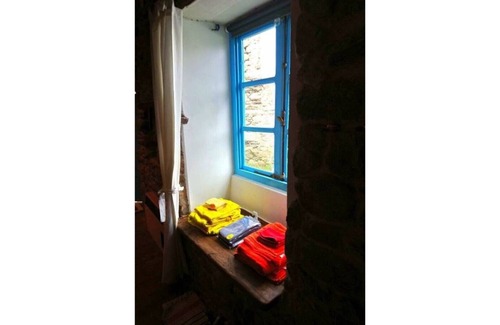 Viana do Bolo Cottage | Charming stone house