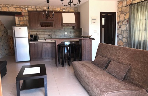 Psakoudia House | Charming Stone House in Psakoudia, Halkidiki – A Peaceful Getaway.