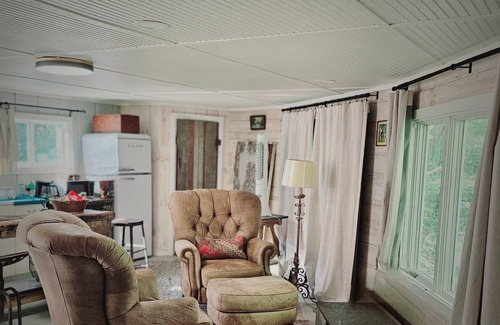 St. Johns Apartment | Charming studio on 16 acres in lovely Little Switzerland, king bed & jacuzzi tub
