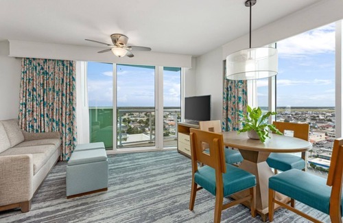 Ash Hotel | Charming Studio suite in the heart of Myrtle Beach.