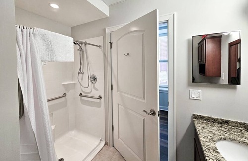 Champaign Apartment | Charming Studio at The Inman - 212