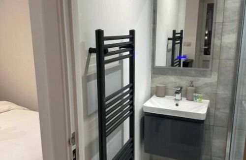 South Ockendon Apartment | Charming Studio