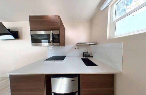 Santurce Apartment | Charming studio in amazing San Juan with AC, WiFi