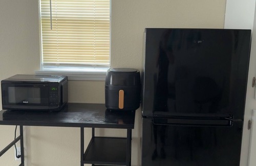 Baytown Apartment | Charming studio in enchanting Baytown close several places to interest.