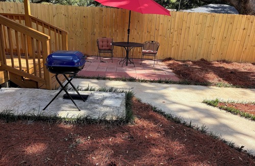 South Pensacola Apartment | Charming studio in lovely Pensacola with AC, Wi-Fi & firestick