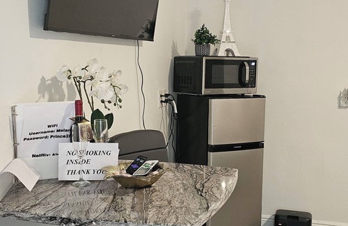Miramar Apartment | Charming studio in marvelous Miramar with AC