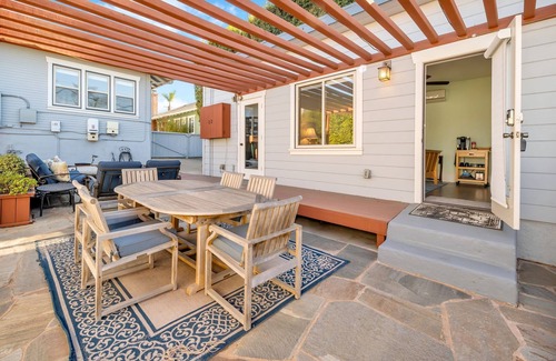 North Park Apartment | Charming Studio in Prime Location - The Balboa Bungalow - New Listing