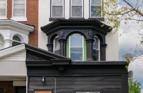North Philadelphia Apartment | Charming studio in fantastic Philadelphia with WiFi, AC near Temple Hospital