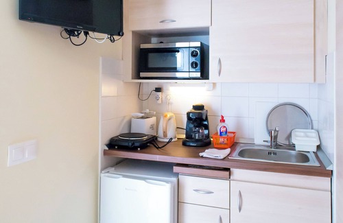 Balatongyorok Apartment | Charming studio "Orchidea" on the shores of Lake Balaton