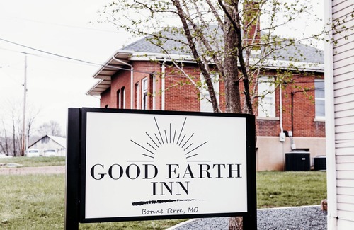 Bonne Terre Apartment | Charming Studio Stay in the Heart of Bonne Terre, Studio 1