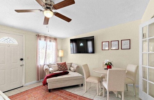 South Patrick Shores Apartment | Charming Studio - Two Person Jet Tub - Walk to the Beach