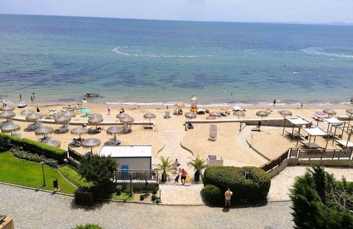 Sveti Vlas Apartment | Charming studio with AC and WiFi in family-friendly resort in lovely Sveti Vlas