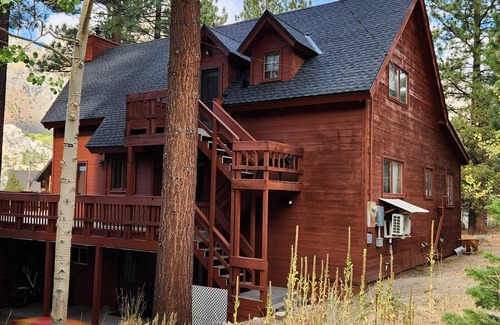 June Lake Apartment | Charming studio with high-speed WiFi and AC in enchanting June Lake