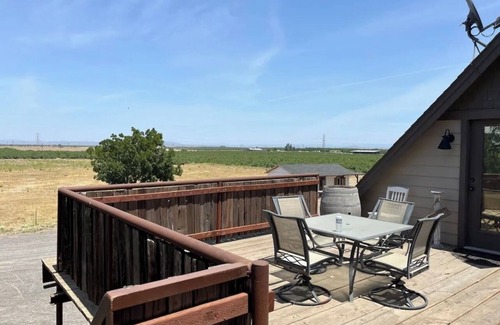 Peters Apartment | Charming studio with WiFi, AC and a pool in fabulous Oakdale