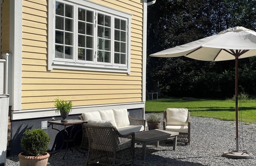 Ytterbystrand House | Charming Summer Paradise in Resarö