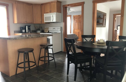 Manchester Apartment | Charming Sunny Space in Historic Manchester, NH