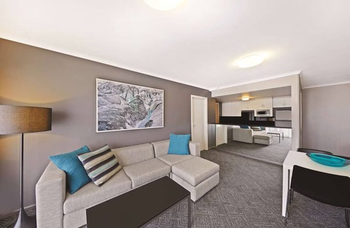 Surry Hills Apartment | Charming Surry Hills 2 Bedroom Apartment