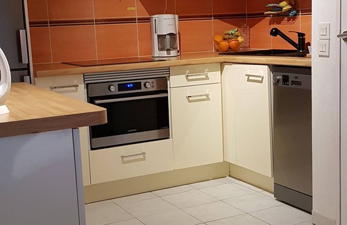 Theoule-Superieur Apartment | Charming T2, air-conditioned (2-4 people) with swimming pool, sea view