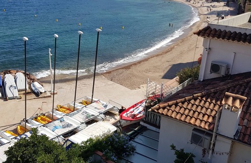 Theoule-Superieur Apartment | Charming T2, air-conditioned (2-4 people) with swimming pool, sea view