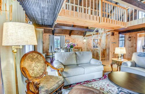 Chocorua Ski and Beach House | Charming Tamworth Cabin with Grill and Fireplace